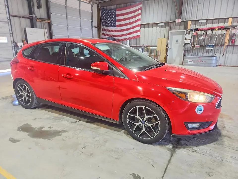 2017 FORD FOCUS SEL  