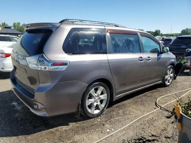 2012 TOYOTA SIENNA SPORT  
