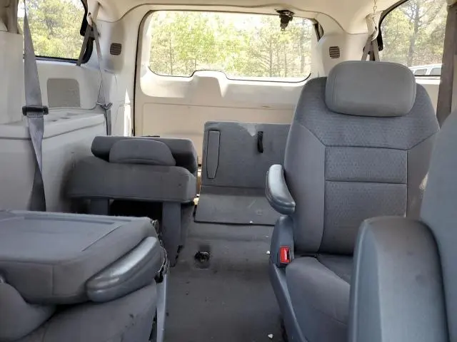 2010 CHRYSLER TOWN & COUNTRY TOURING  
