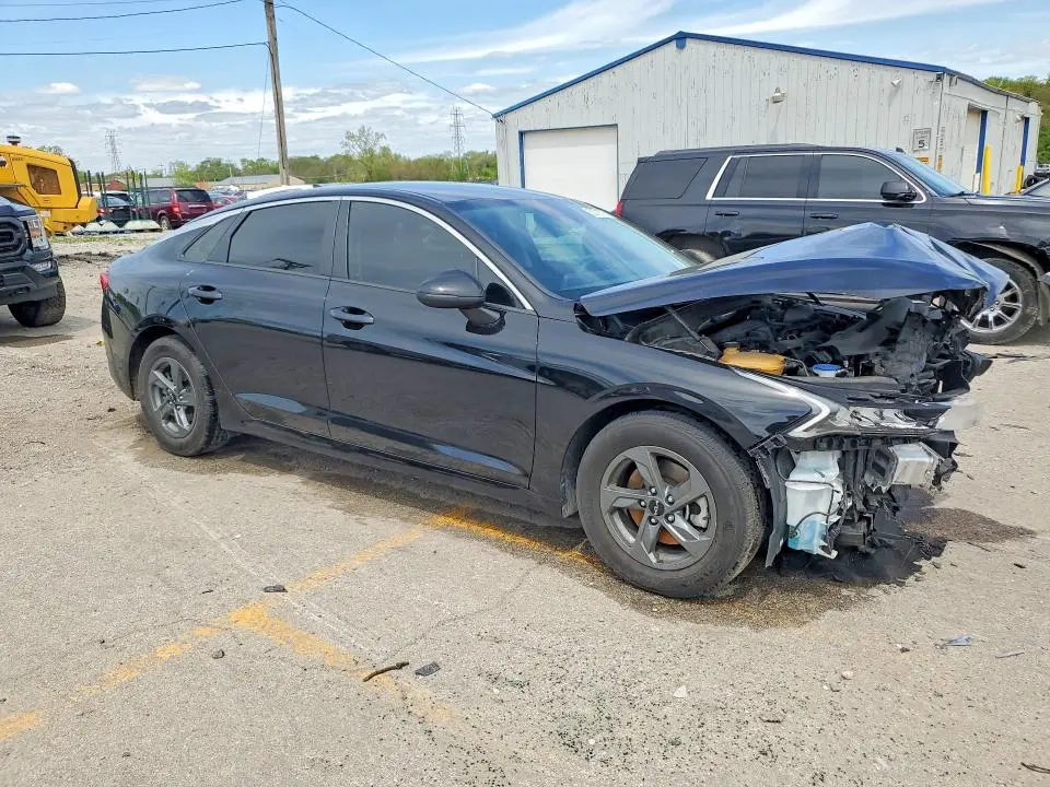 2022 KIA K5 LX  
