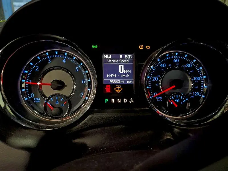 2013 CHRYSLER TOWN & COUNTRY TOURING  