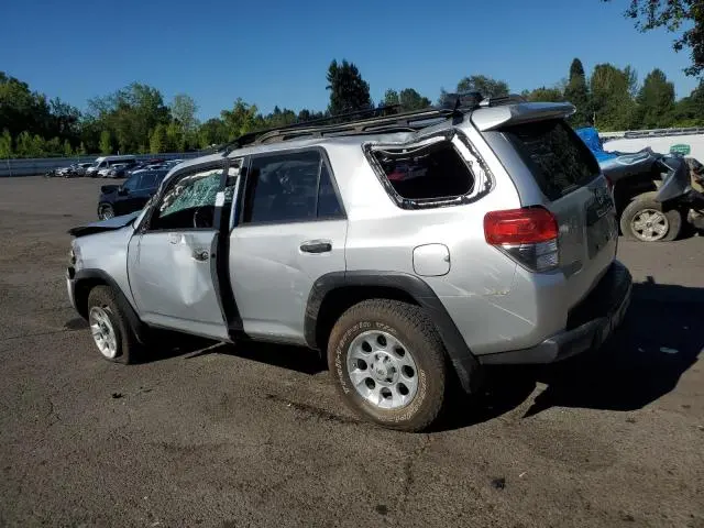2010 TOYOTA 4RUNNER SR5  