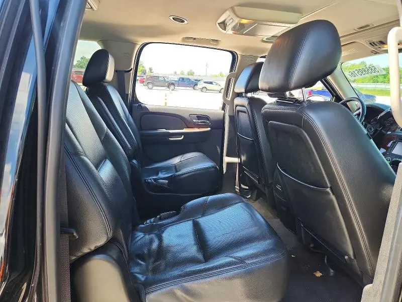 2013 CHEVROLET SUBURBAN K1500 LTZ  