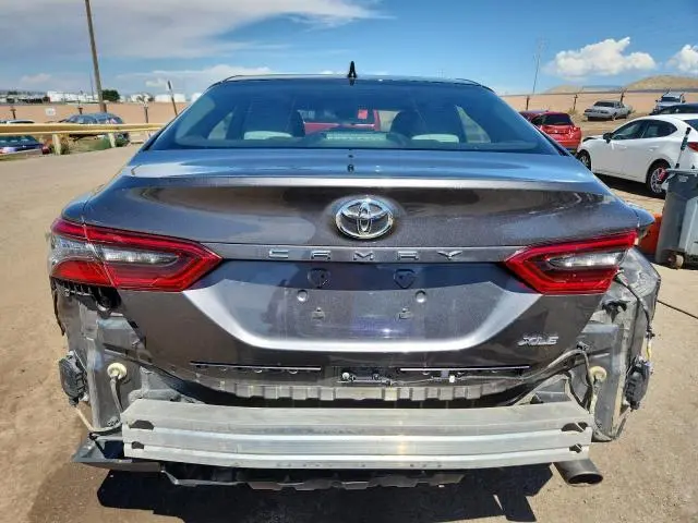 2023 TOYOTA CAMRY XLE  
