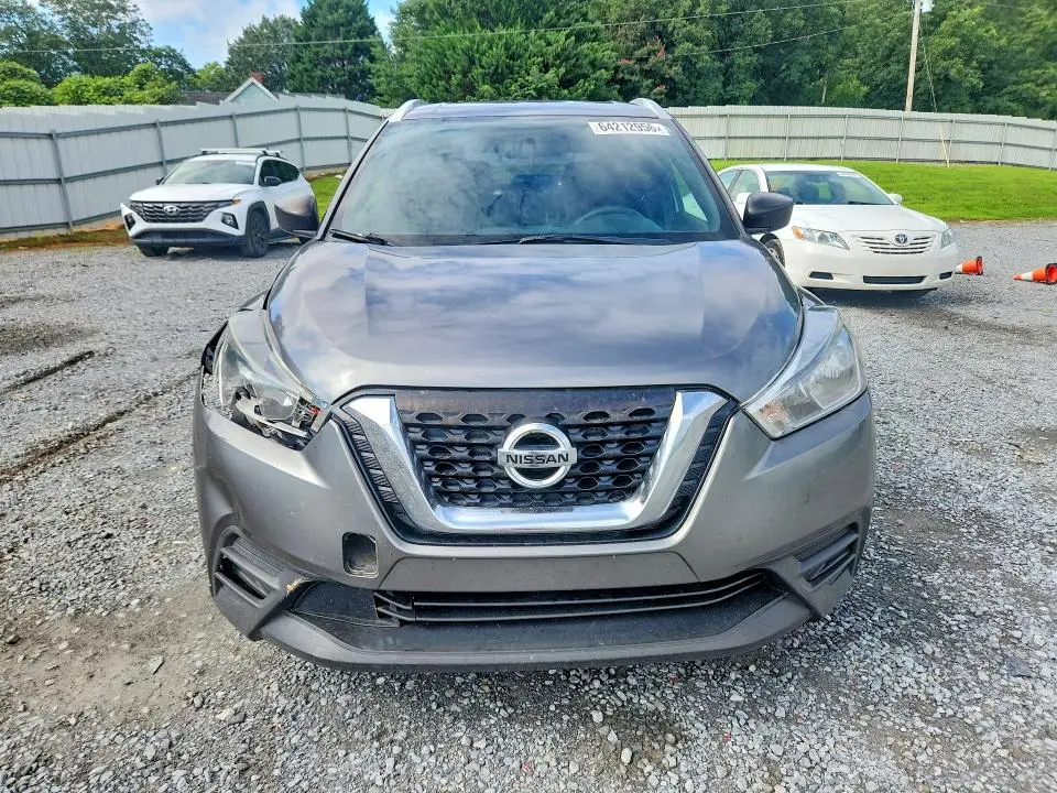 2019 NISSAN KICKS S  