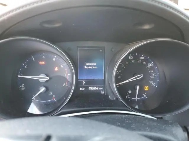 2019 TOYOTA C-HR XLE  