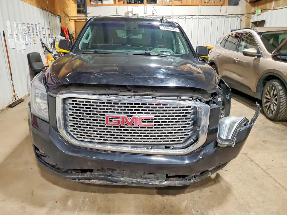 2017 GMC YUKON XL DENALI  