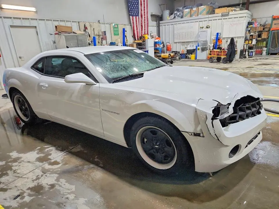 2011 CHEVROLET CAMARO LS  