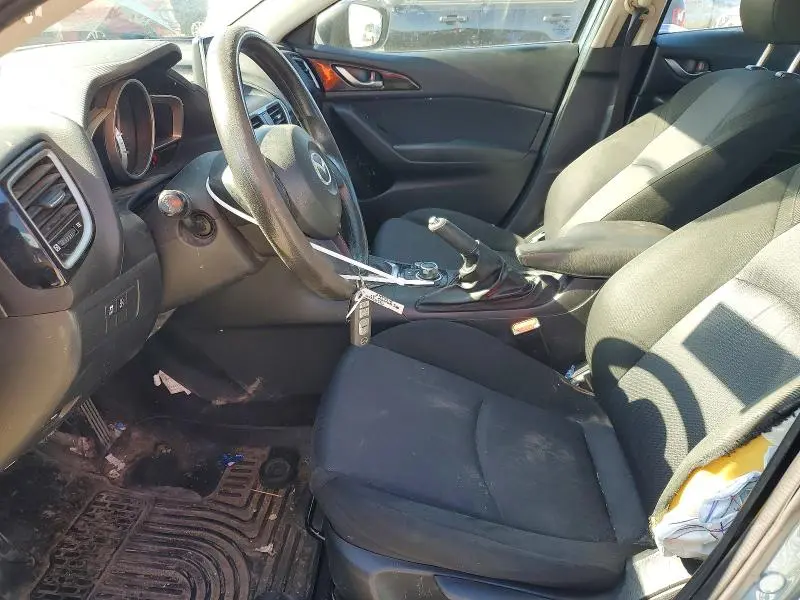 2015 MAZDA 3   