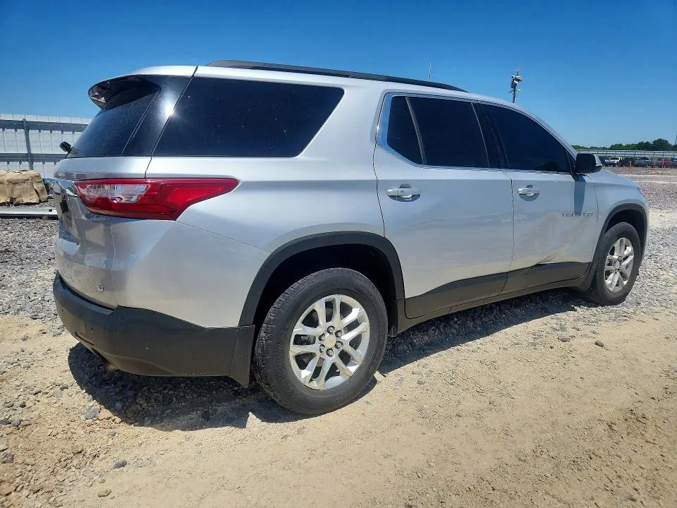 2020 CHEVROLET TRAVERSE LT  
