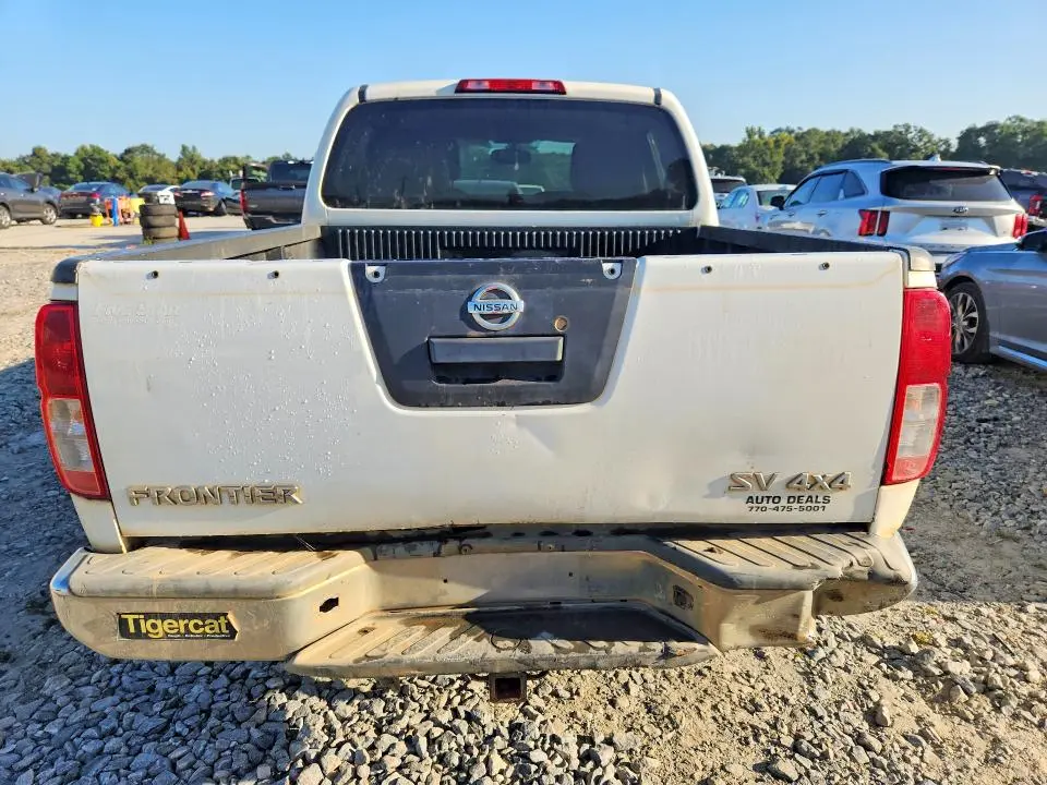 2013 NISSAN FRONTIER S  