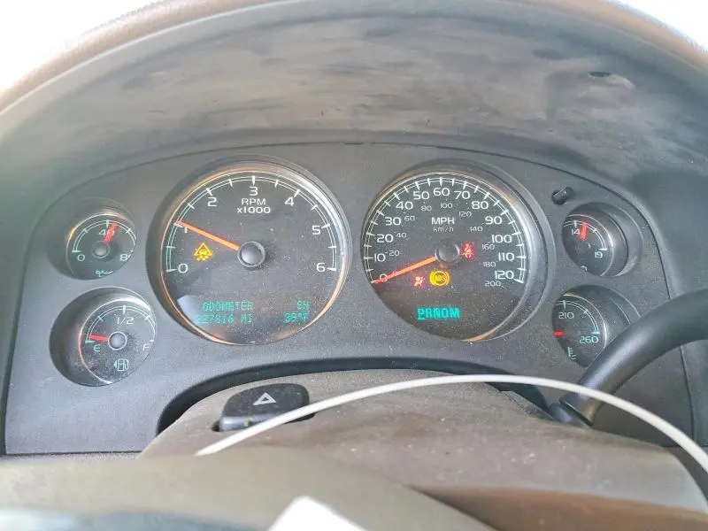 2011 CHEVROLET TAHOE   