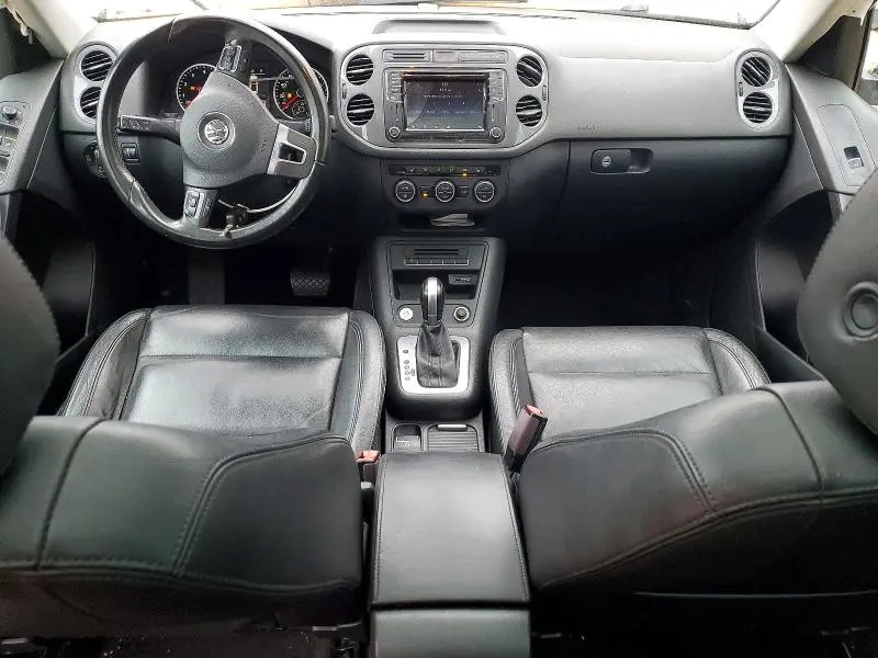 2017 VOLKSWAGEN TIGUAN SPORT  