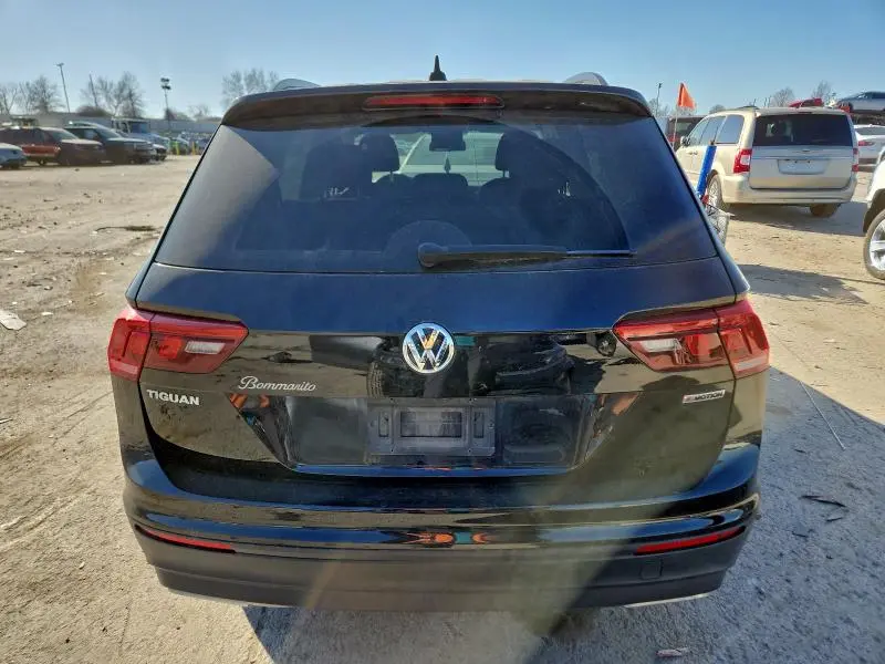 2021 VOLKSWAGEN TIGUAN S  