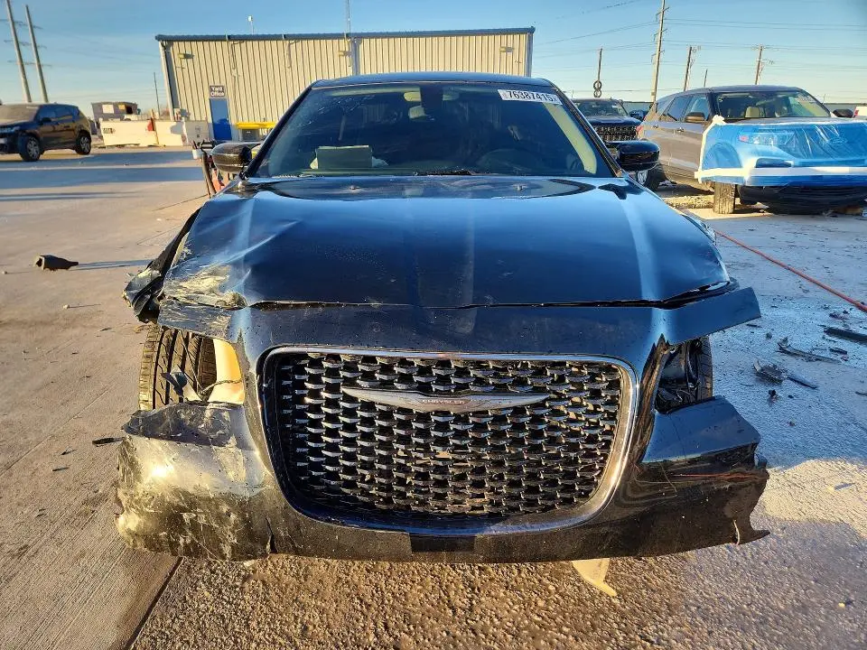 2023 CHRYSLER 300 TOURING  
