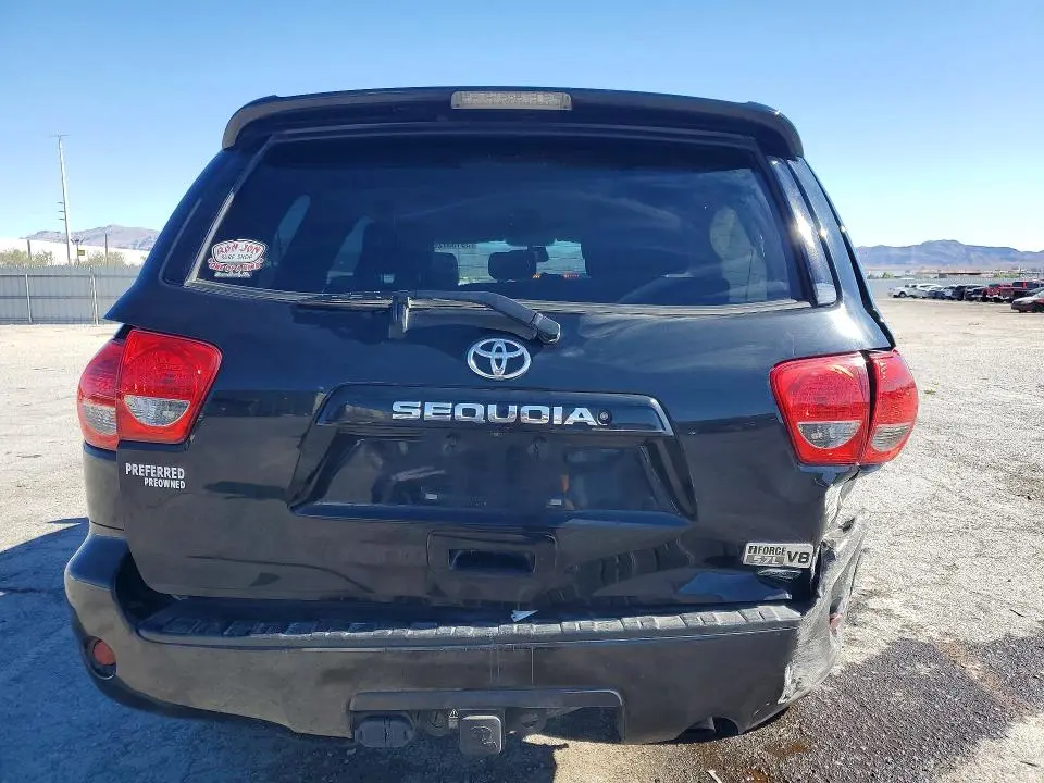 2014 TOYOTA SEQUOIA SR5  