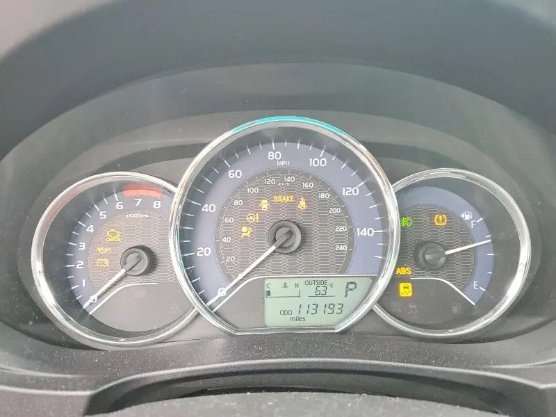 2015 TOYOTA COROLLA LE PLUS  
