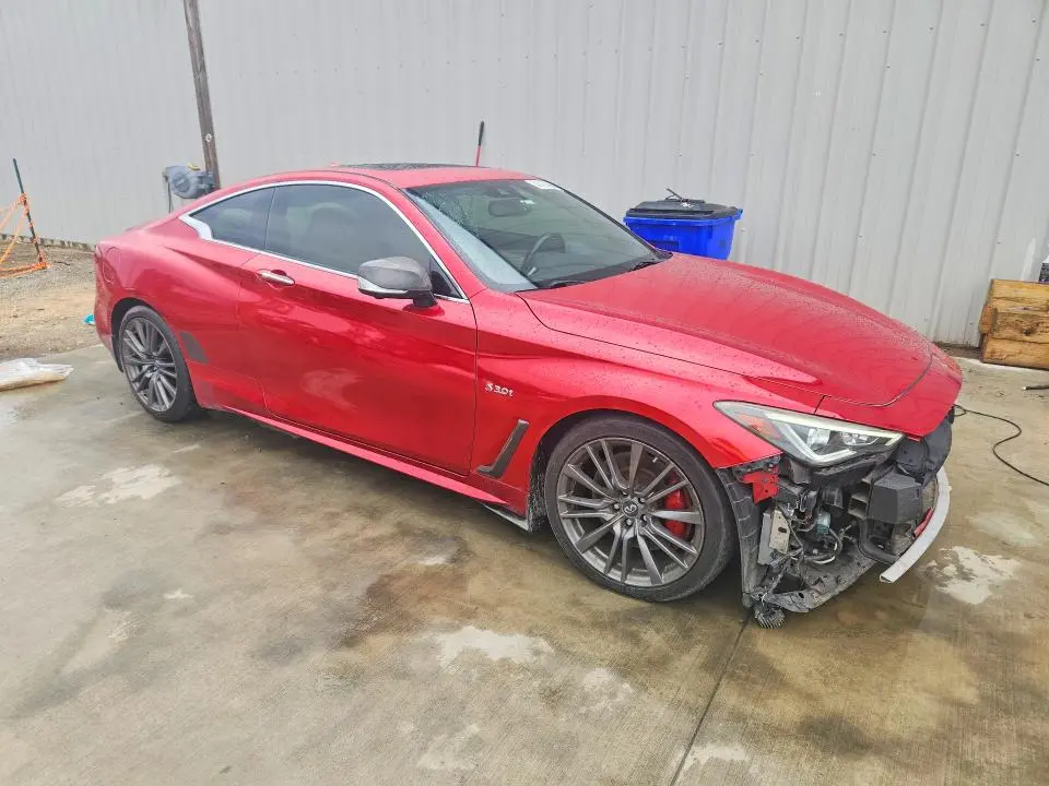 2017 INFINITI Q60 RED SPORT 400  