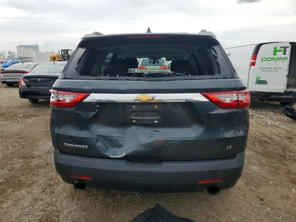 2020 CHEVROLET TRAVERSE LT  