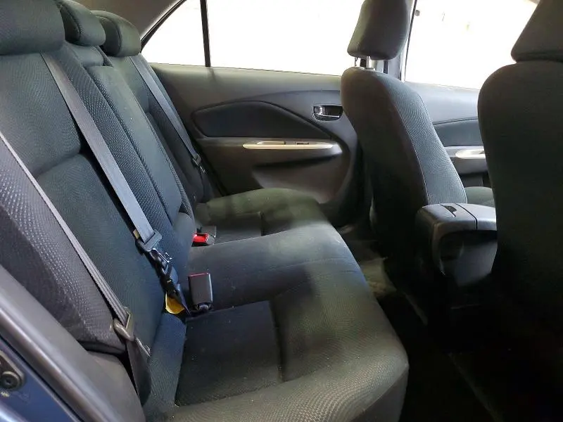 2010 TOYOTA YARIS BASE  