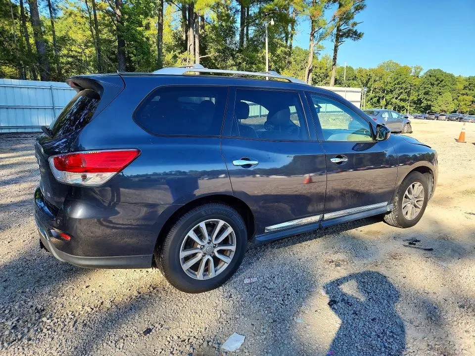 2014 NISSAN PATHFINDER SL  