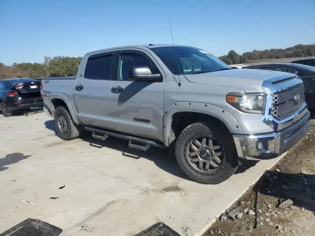 2018 TOYOTA TUNDRA CREWMAX SR5  