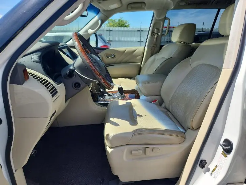 2017 INFINITI QX80 BASE  