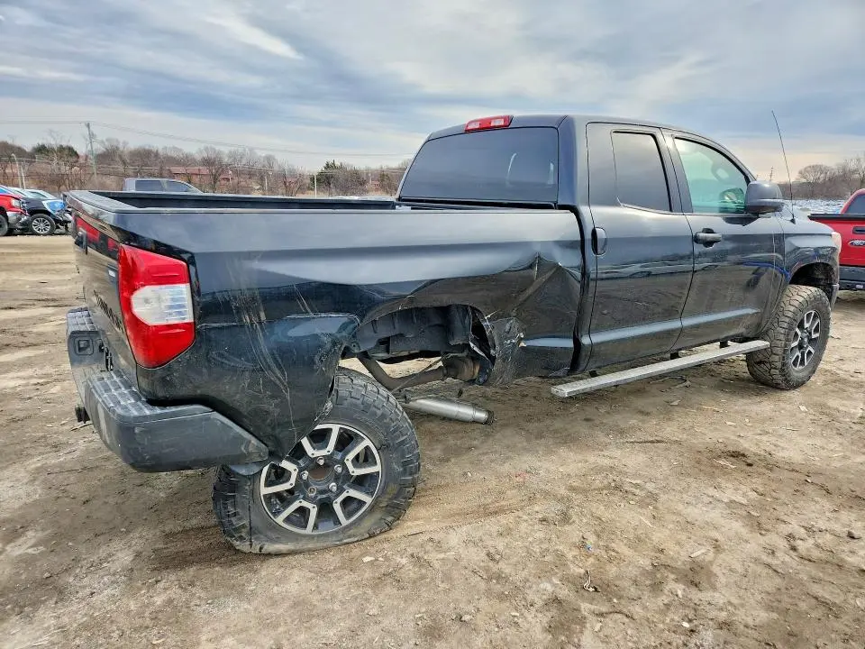 2018 TOYOTA TUNDRA SR  