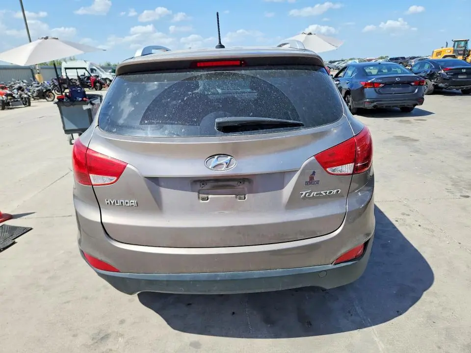 2012 HYUNDAI TUCSON GLS  