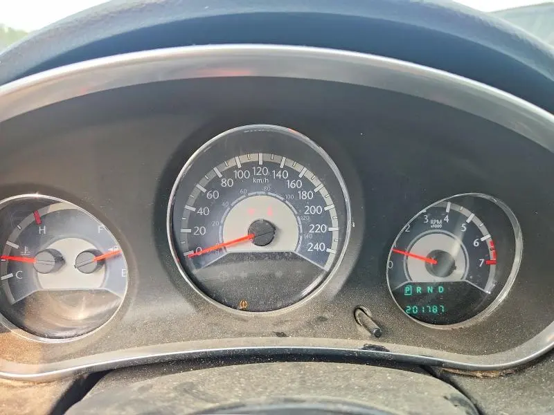 2012 CHRYSLER 200 LX  