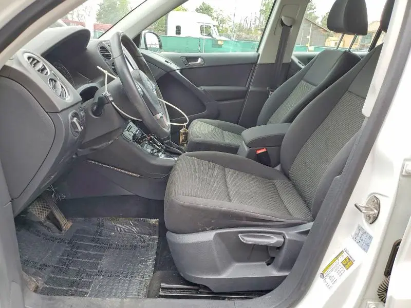 2017 VOLKSWAGEN TIGUAN S  
