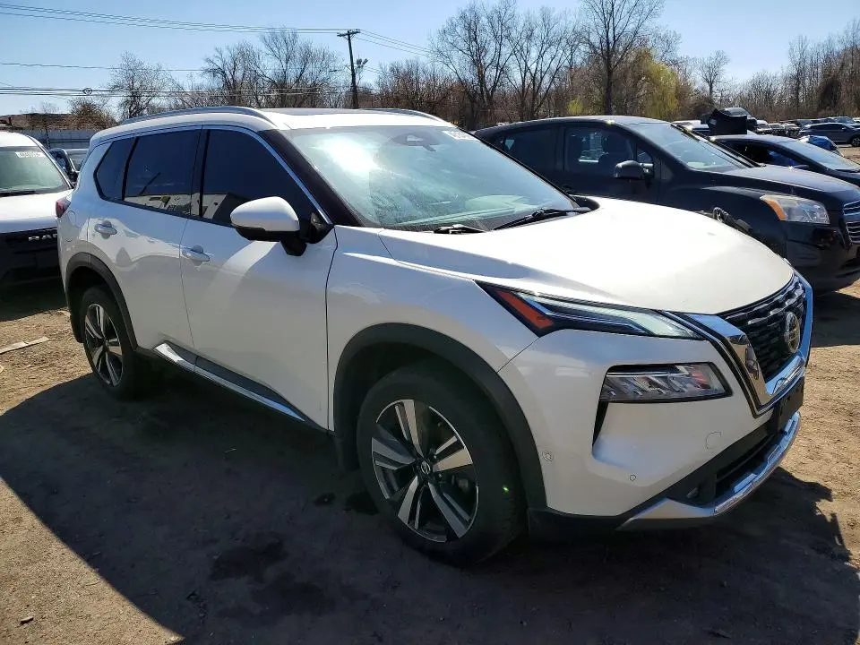 2021 NISSAN ROGUE PLATINUM  
