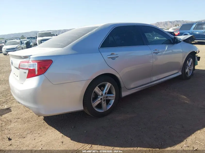 2012 TOYOTA CAMRY SE