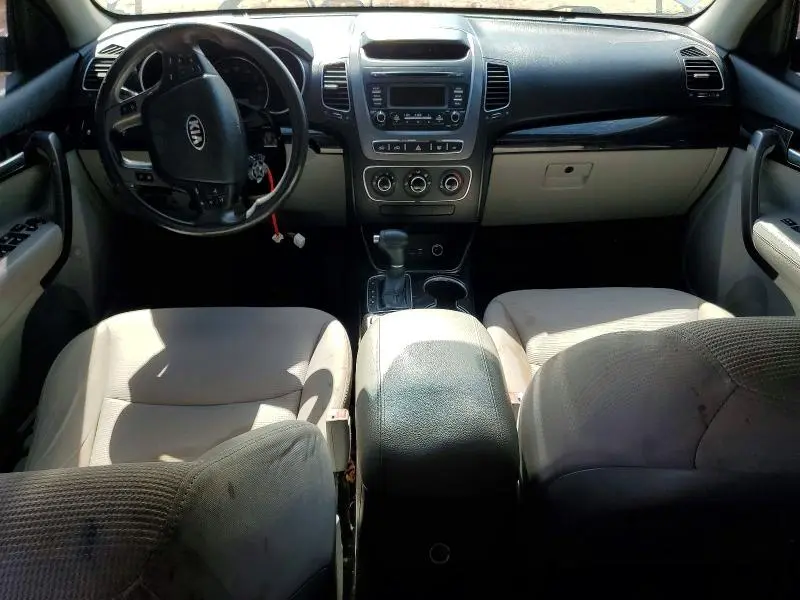 2014 KIA SORENTO LX  