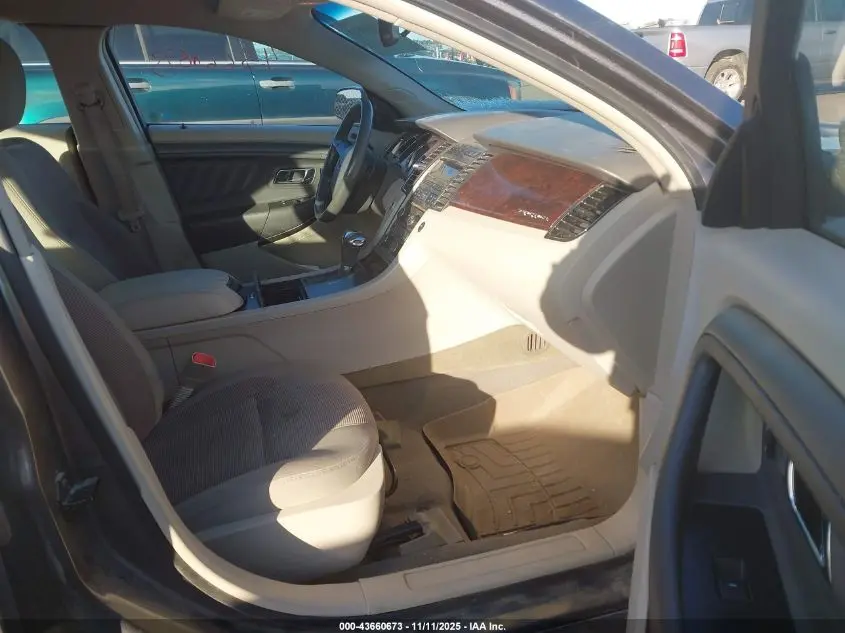 2011 FORD TAURUS SEL