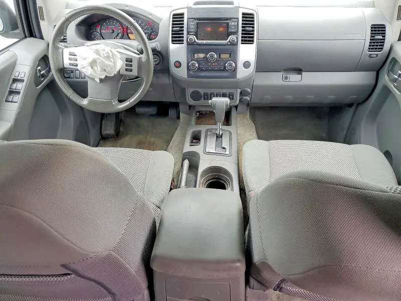 2016 NISSAN FRONTIER S  