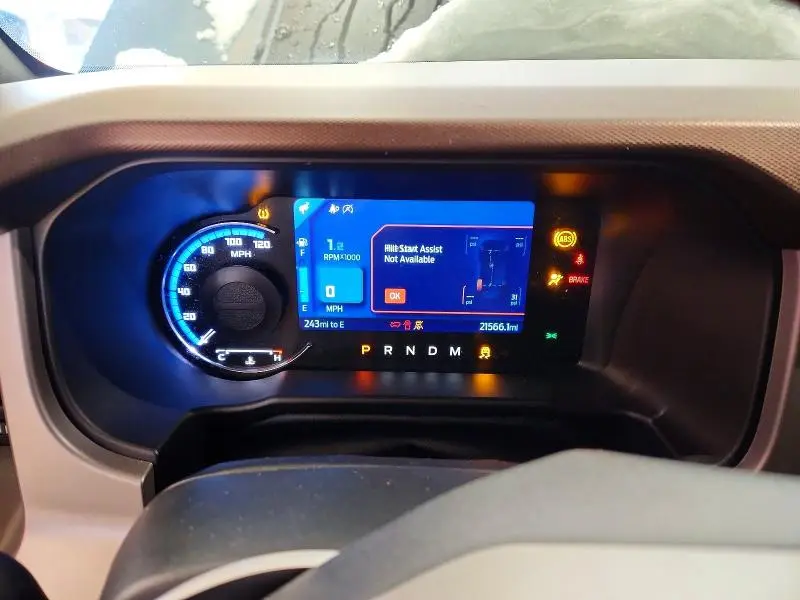 2022 FORD BRONCO BASE  