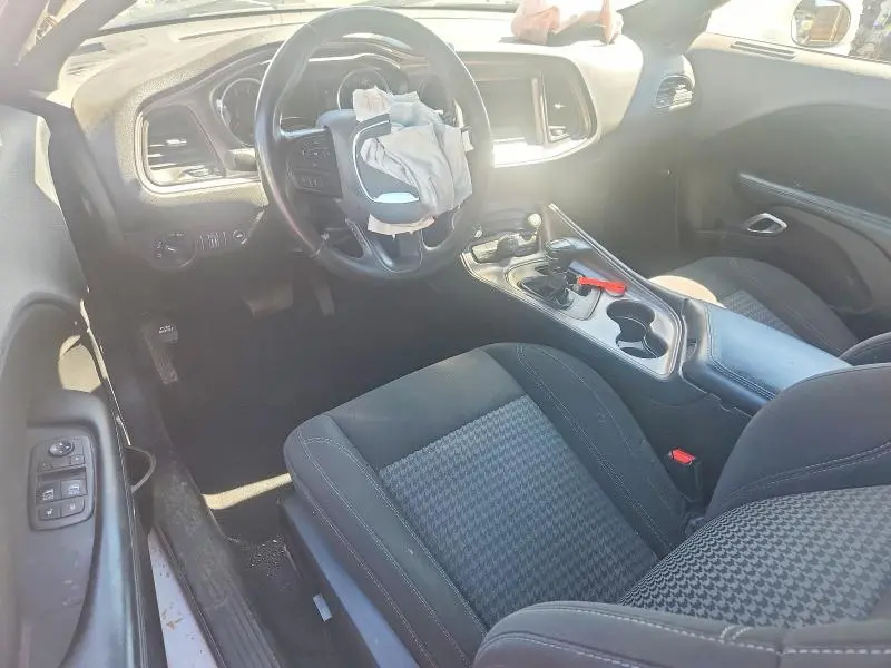 2023 DODGE CHALLENGER SXT  