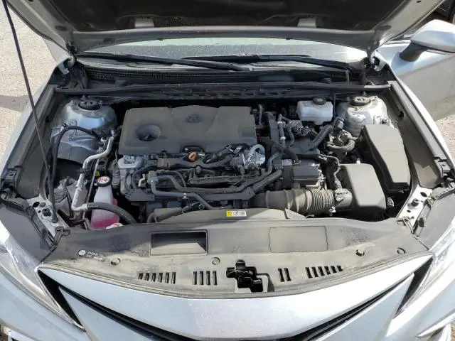 2023 TOYOTA CAMRY XLE  