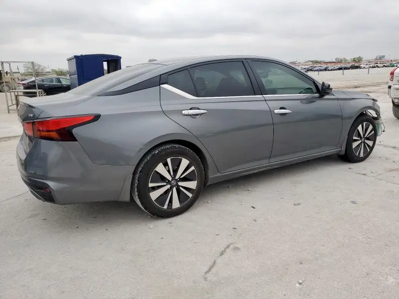 2019 NISSAN ALTIMA SV  