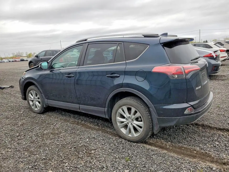 2018 TOYOTA RAV4 SE  