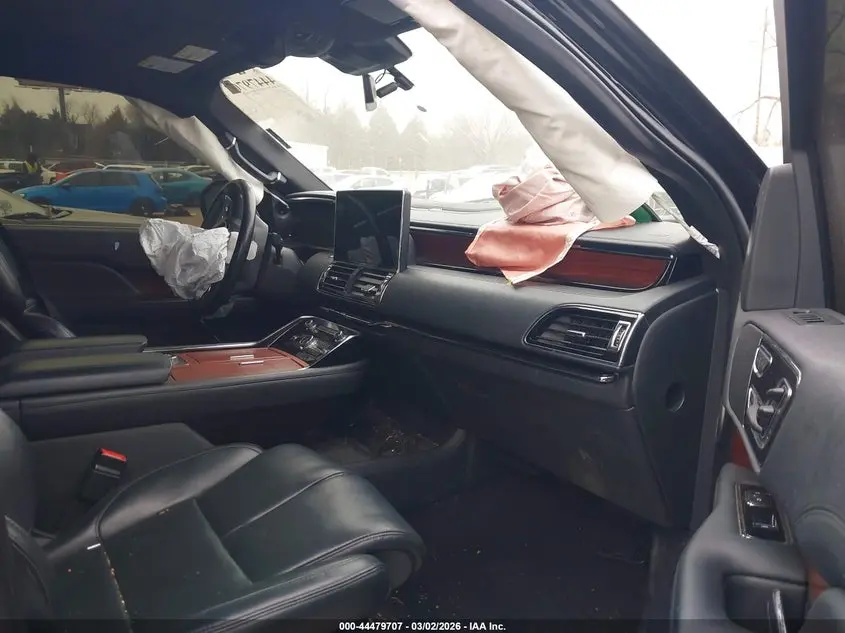 2022 LINCOLN NAVIGATOR RESERVE L
