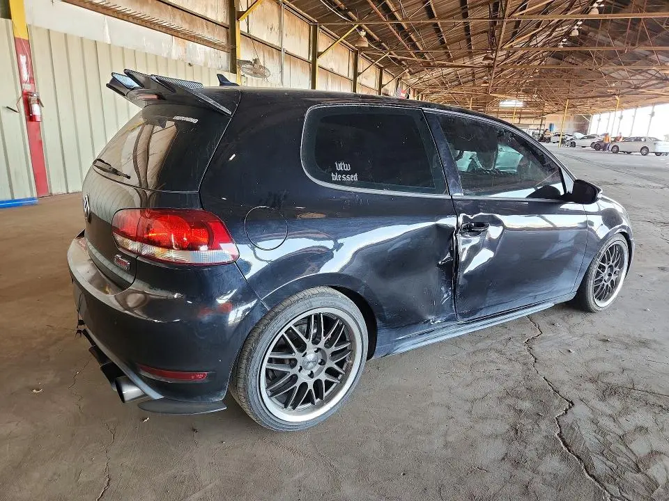 2011 VOLKSWAGEN GTI   