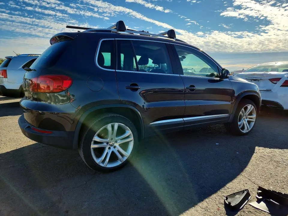 2016 VOLKSWAGEN TIGUAN S  