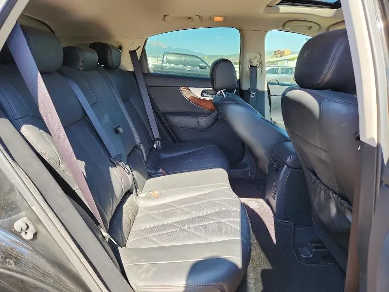 2011 INFINITI FX35 BASE  