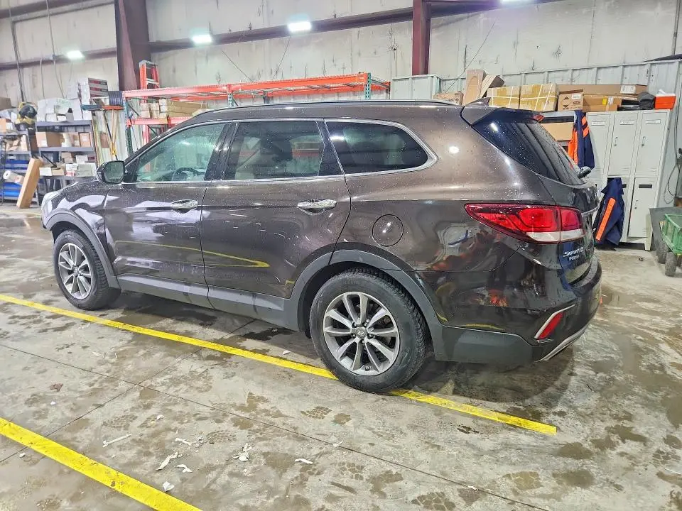2017 HYUNDAI SANTA FE SE  