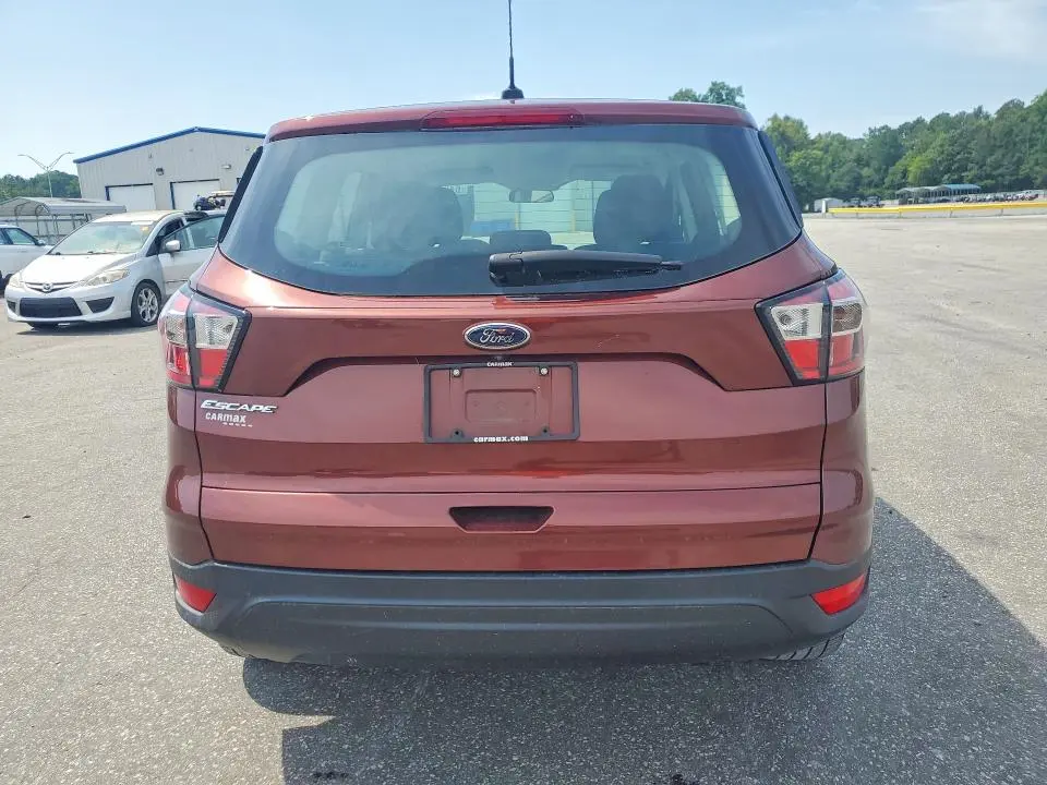 2018 FORD ESCAPE S  