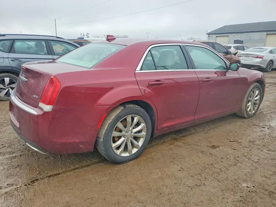2015 CHRYSLER 300 LIMITED  