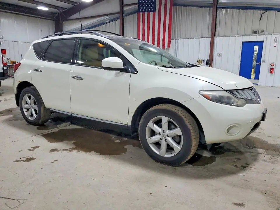 2010 NISSAN MURANO S  