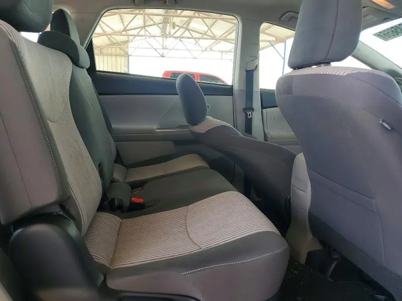 2017 TOYOTA PRIUS V TWO  